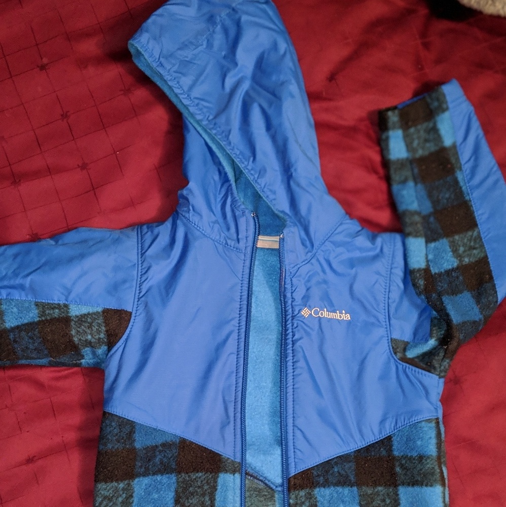 3T boy Columbia fleece with hood